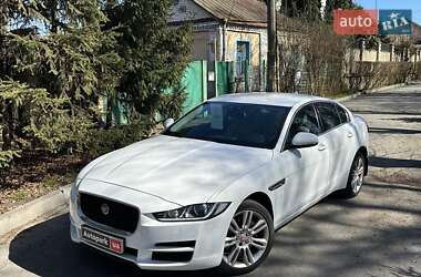 Седан Jaguar XE 2015 в Киеве