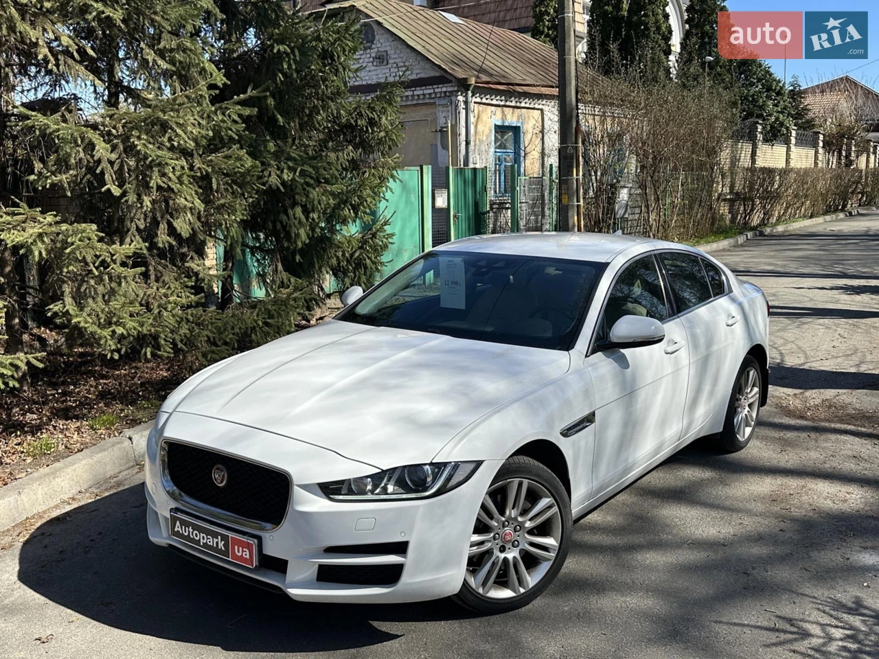 2016 Jaguar XE - мініатюра 22
