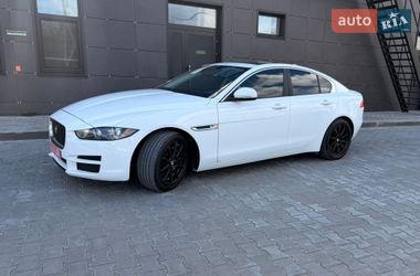 Седан Jaguar XE 2016 в Днепре