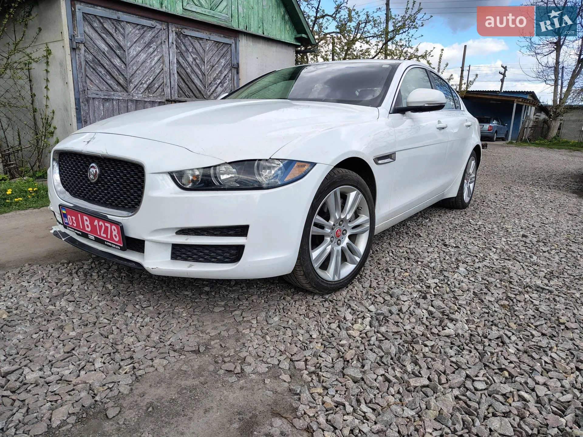2019 Jaguar XE - мініатюра 5