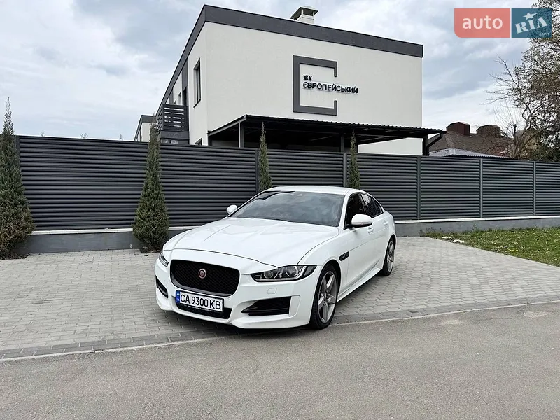 Jaguar XE 2015