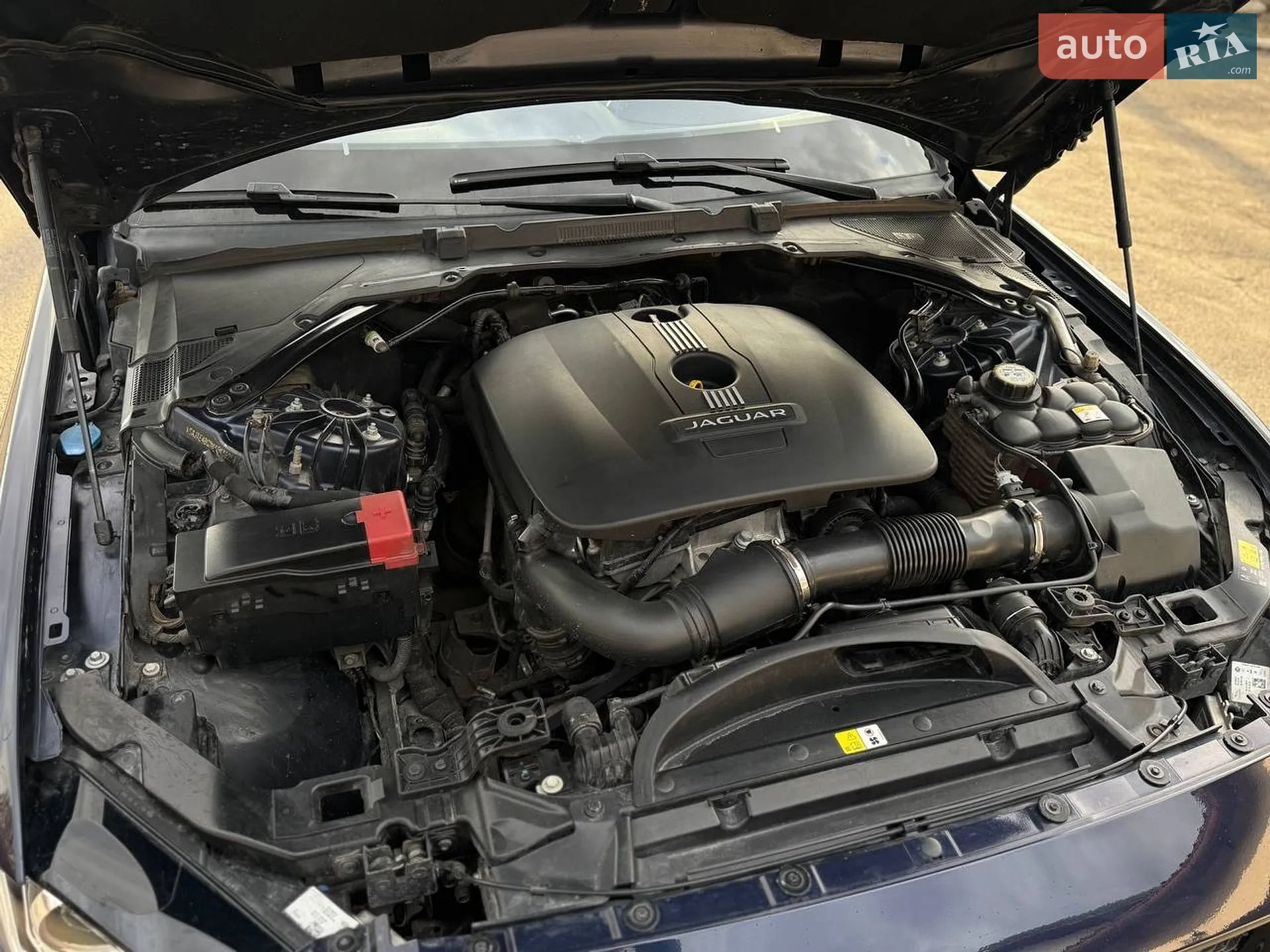 2016 Jaguar XE - мініатюра 58