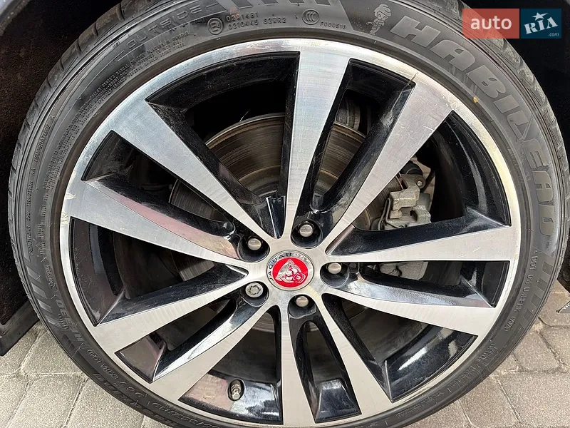 Jaguar XE 2019 VIN SAJAE4FX8LCP56665 фото оголошення 32 з 80