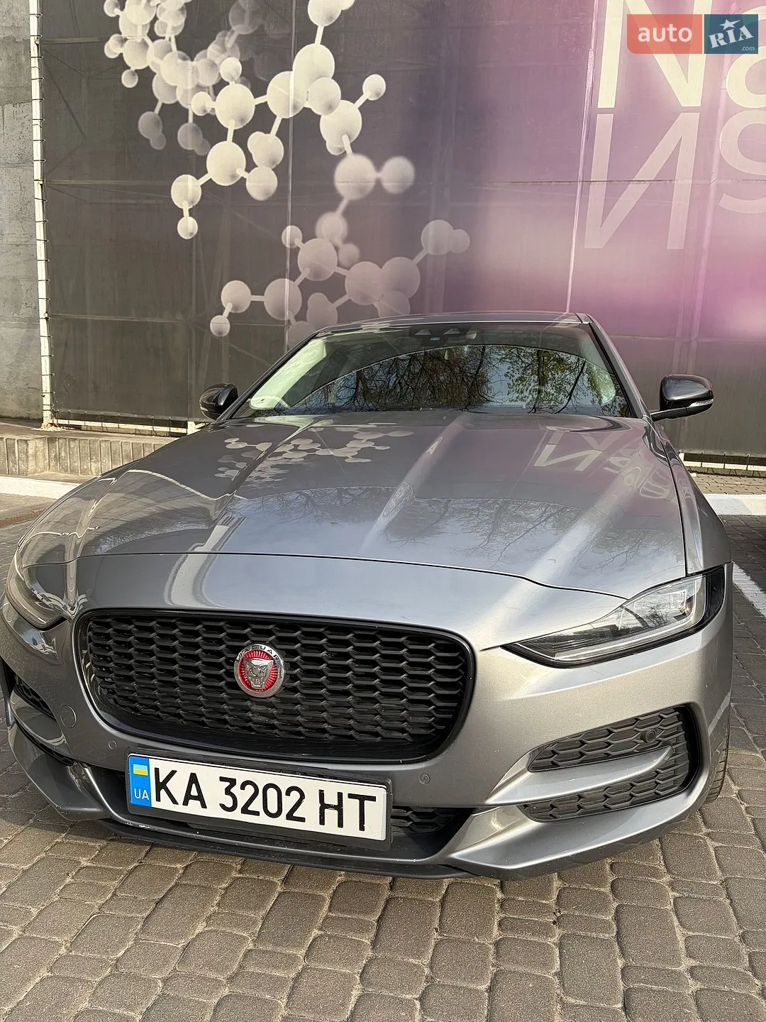 2019 Jaguar XE - мініатюра 35