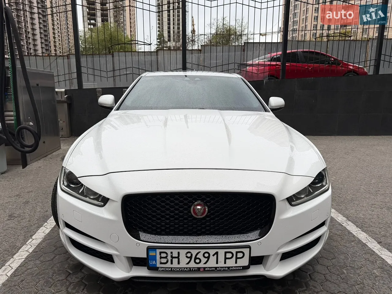2016 Jaguar XE - мініатюра 46