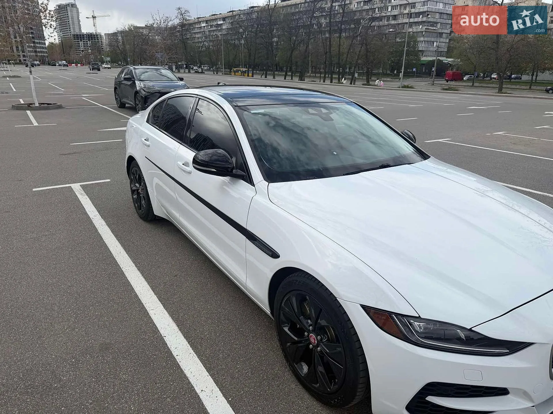 2020 Jaguar XE - мініатюра 5