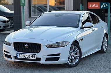 Седан Jaguar XE 2016 в Ровно