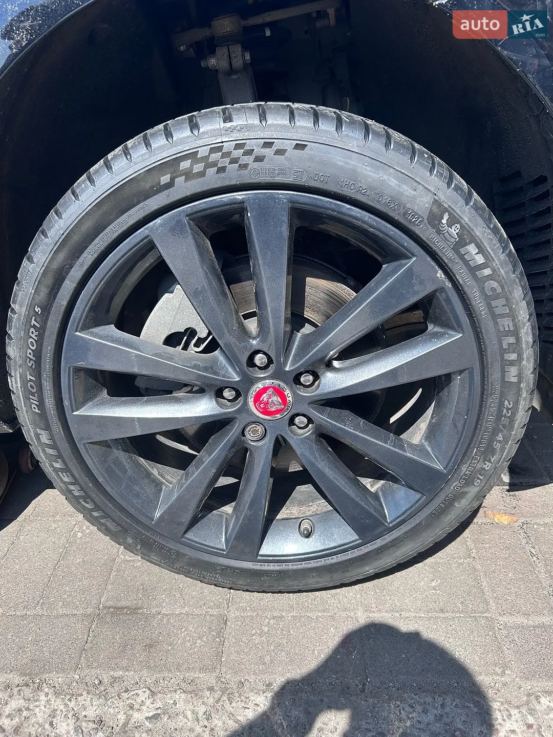 2018 Jaguar XE - мініатюра 31