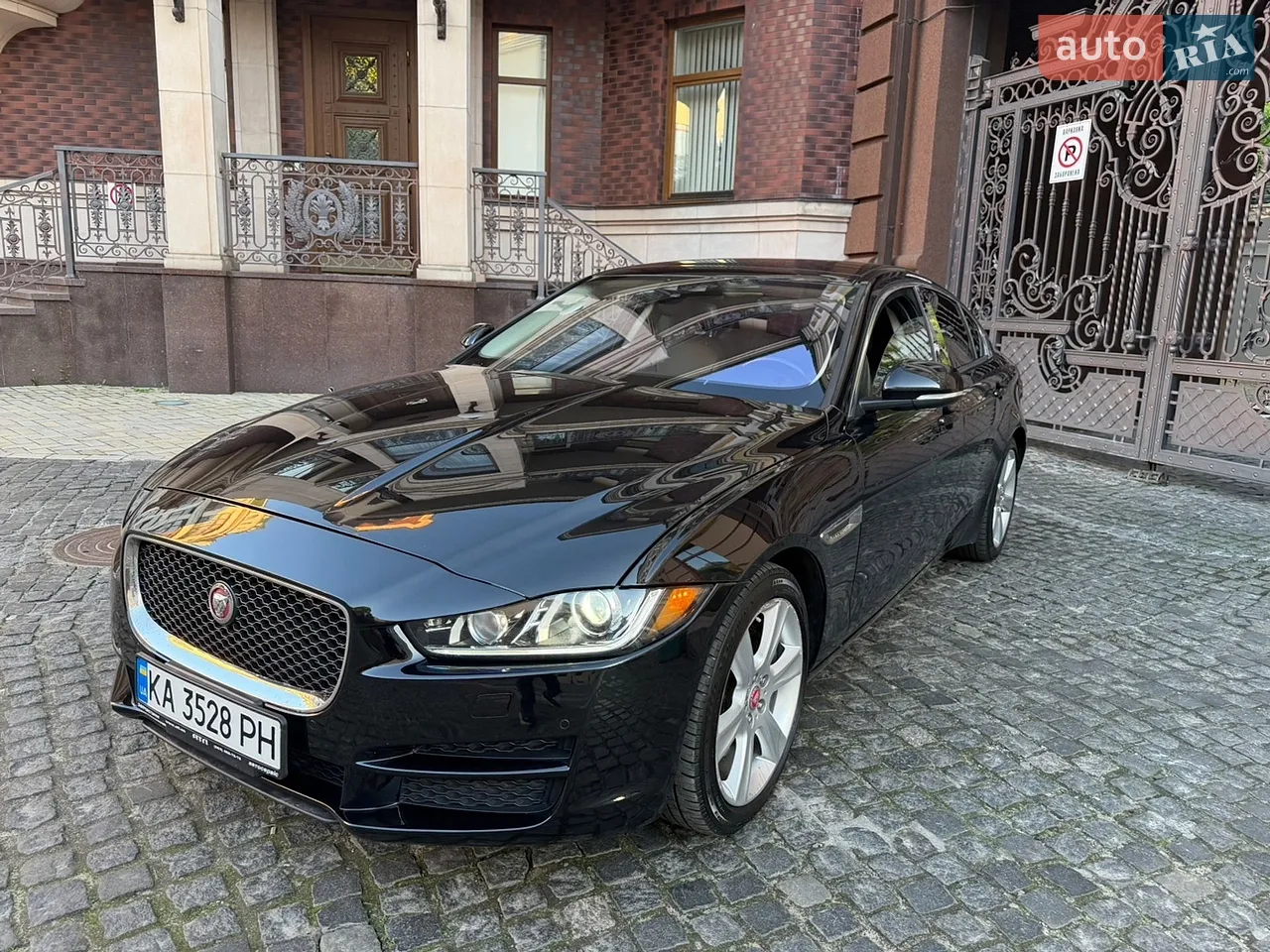 2016 Jaguar XE - мініатюра 27