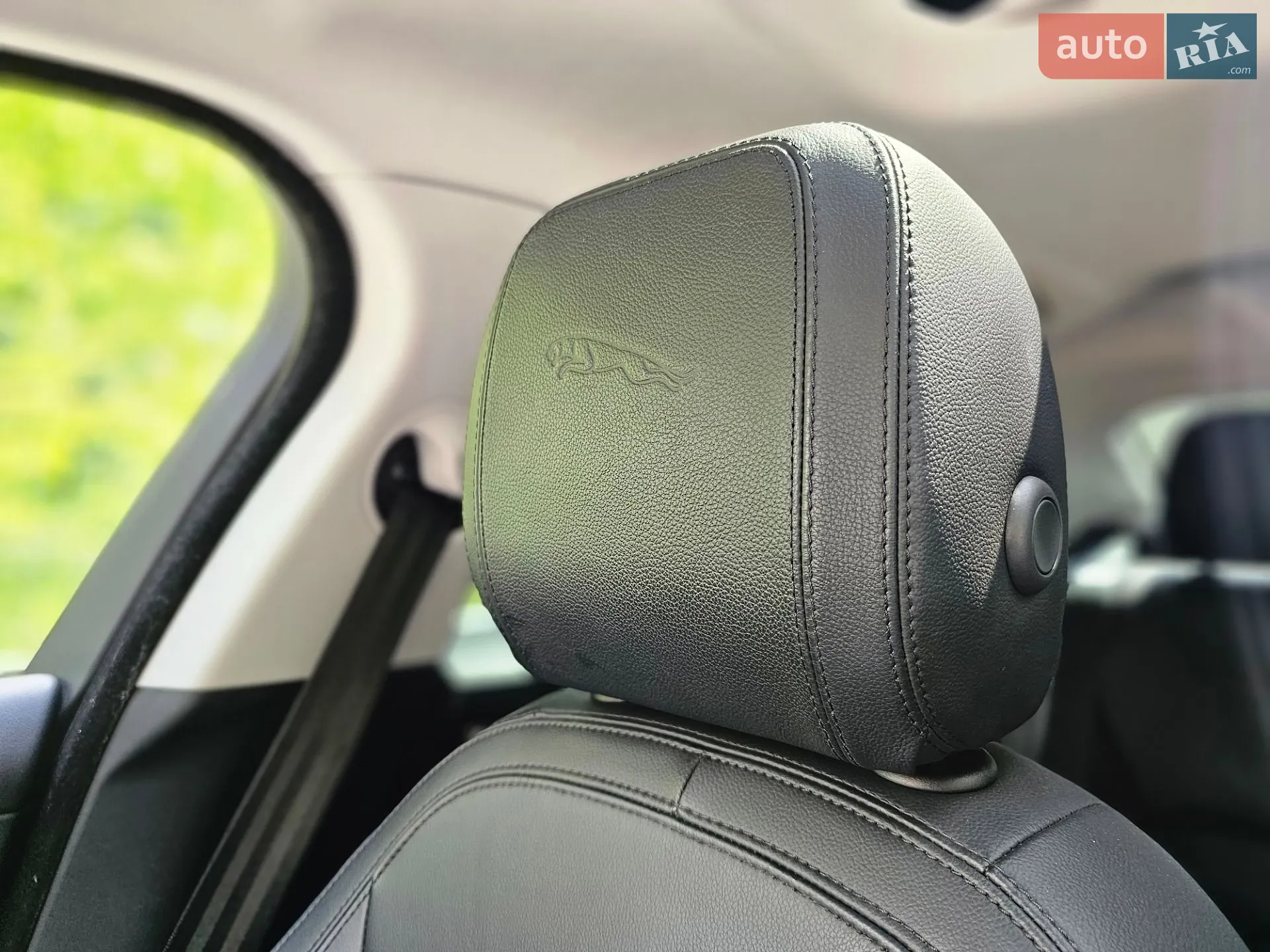 2020 Jaguar XE - мініатюра 18