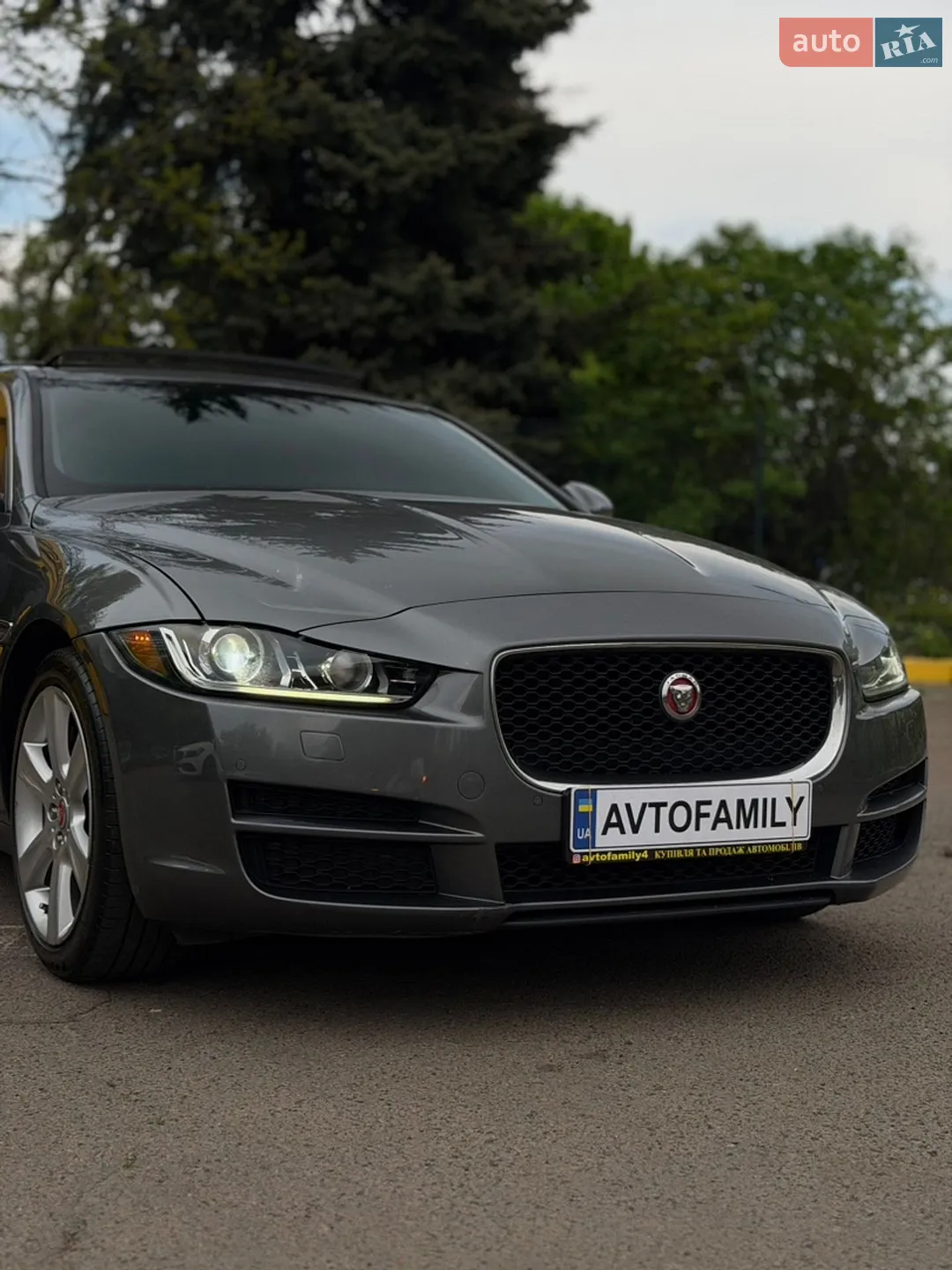 2016 Jaguar XE - мініатюра 10