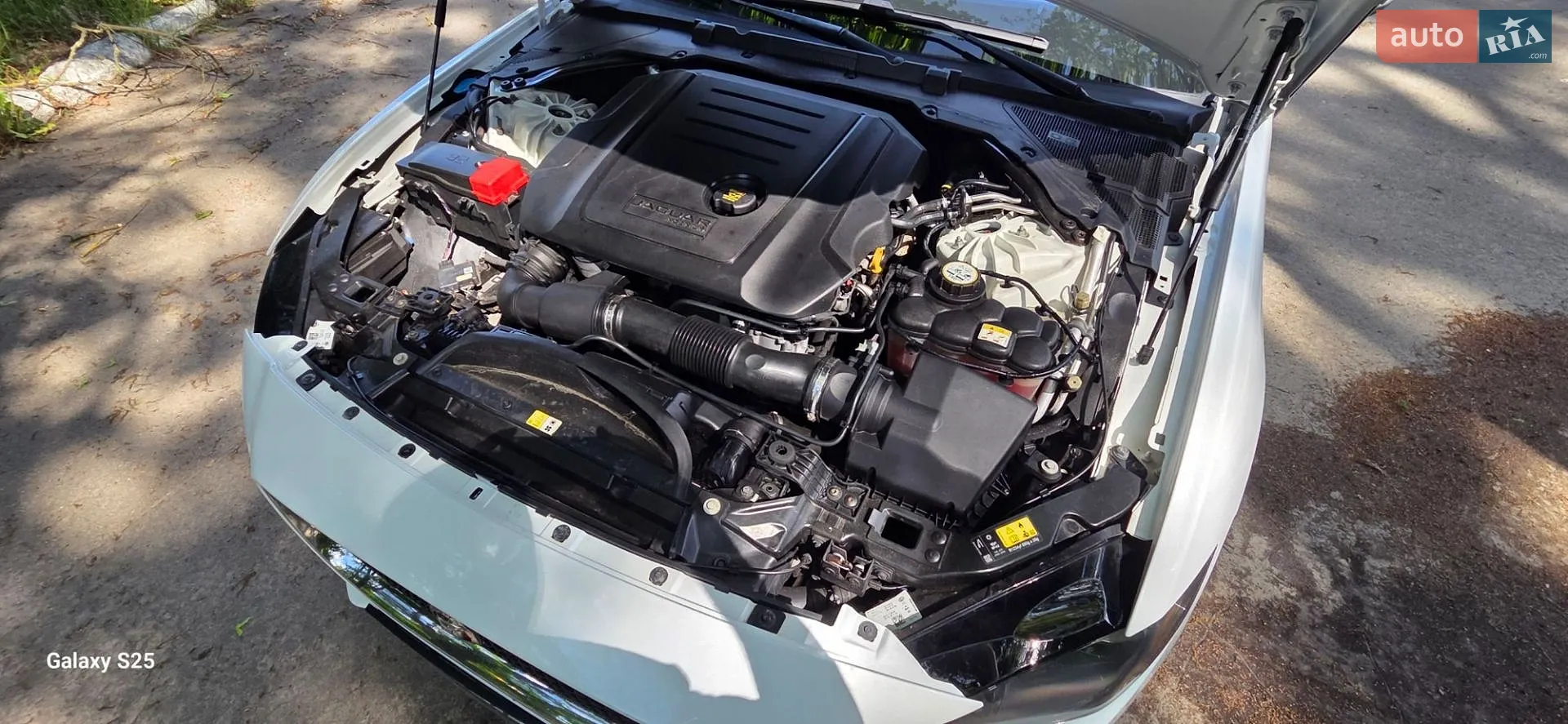2016 Jaguar XE - мініатюра 17