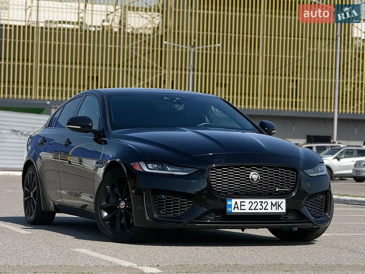 2018 Jaguar XE - мініатюра 39