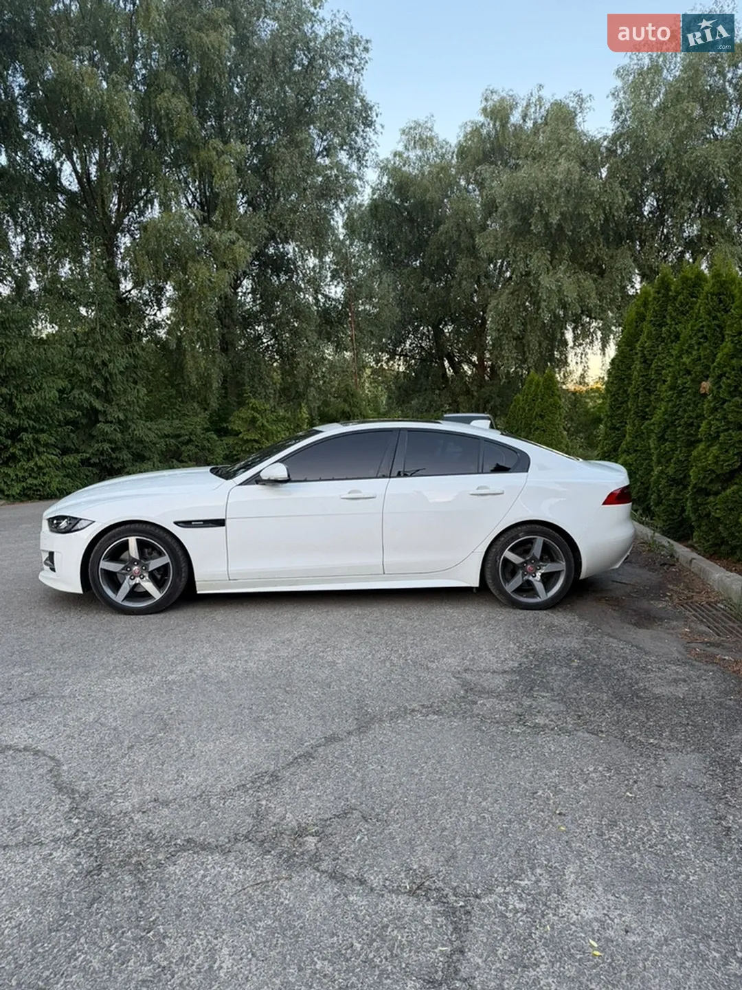 2018 Jaguar XE - мініатюра 6