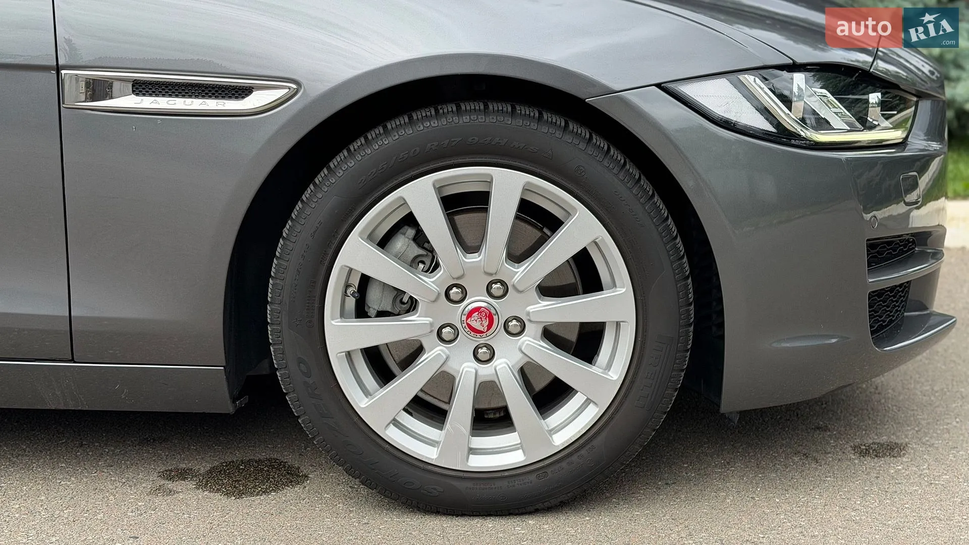 2016 Jaguar XE - мініатюра 17