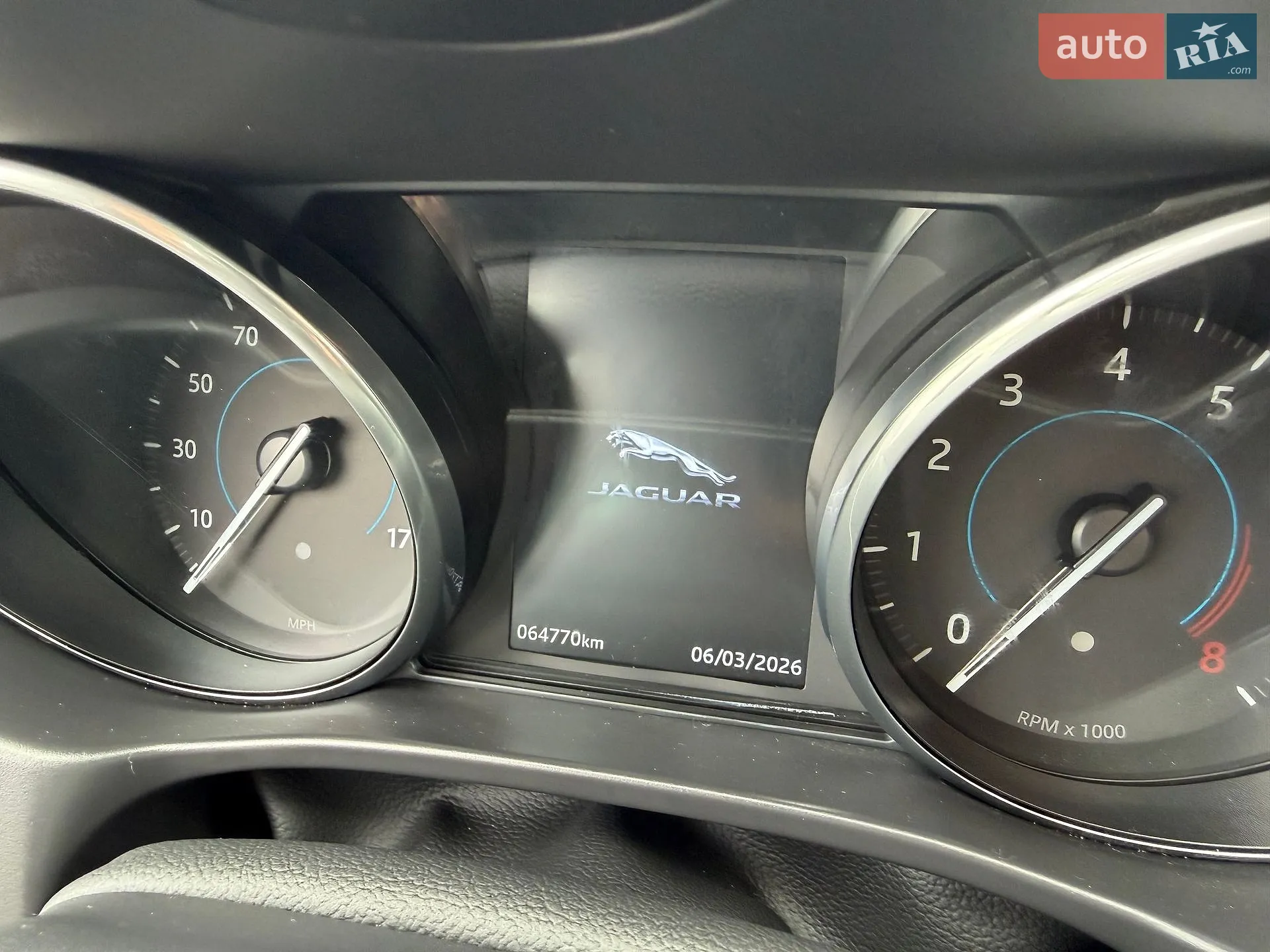 2017 Jaguar XE - мініатюра 17