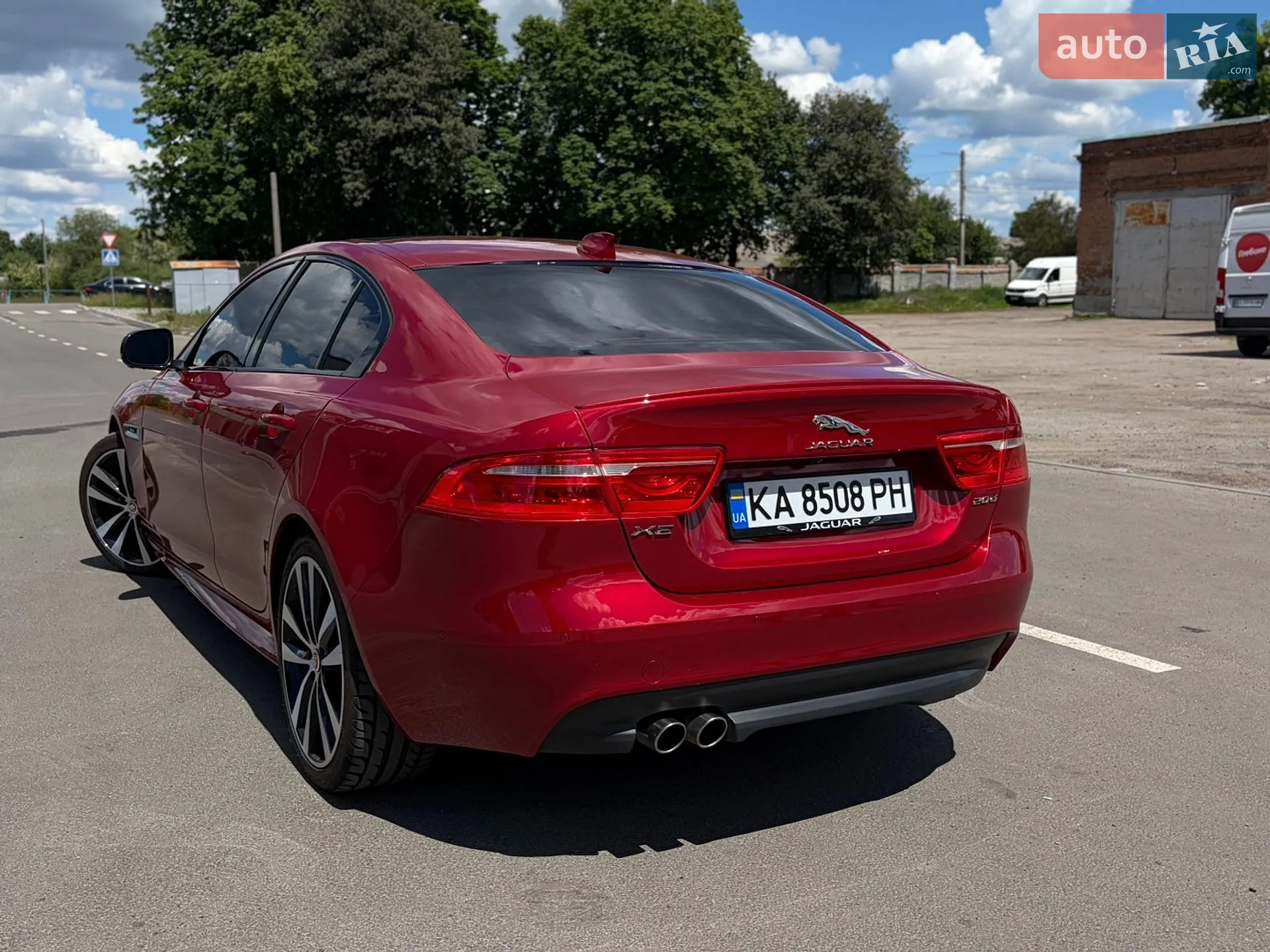 2016 Jaguar XE - мініатюра 13