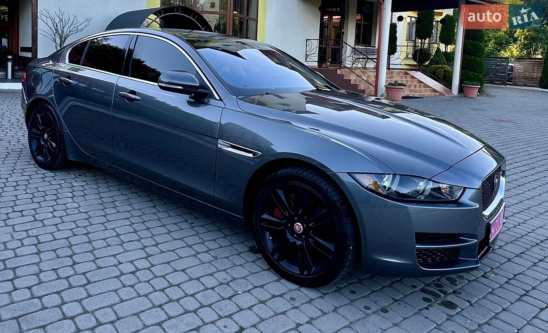 2017 Jaguar XE - мініатюра 7