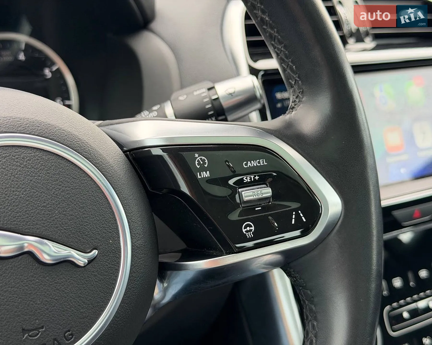 2019 Jaguar XE - мініатюра 34