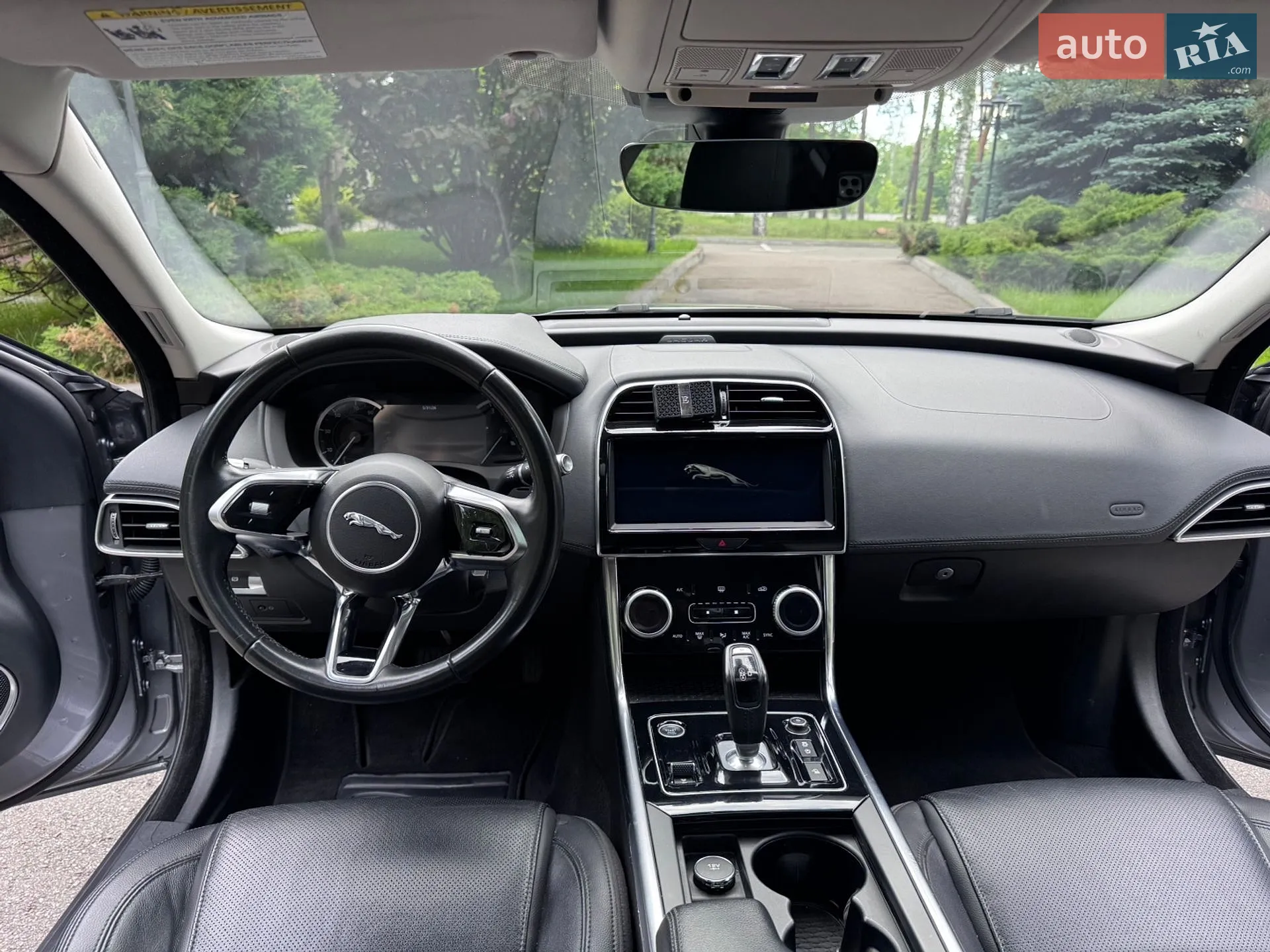 2020 Jaguar XE - мініатюра 10