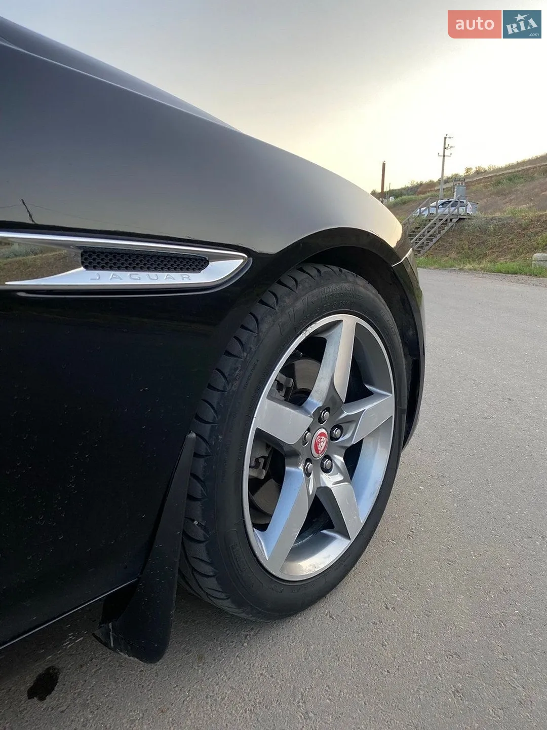 2015 Jaguar XE - мініатюра 5