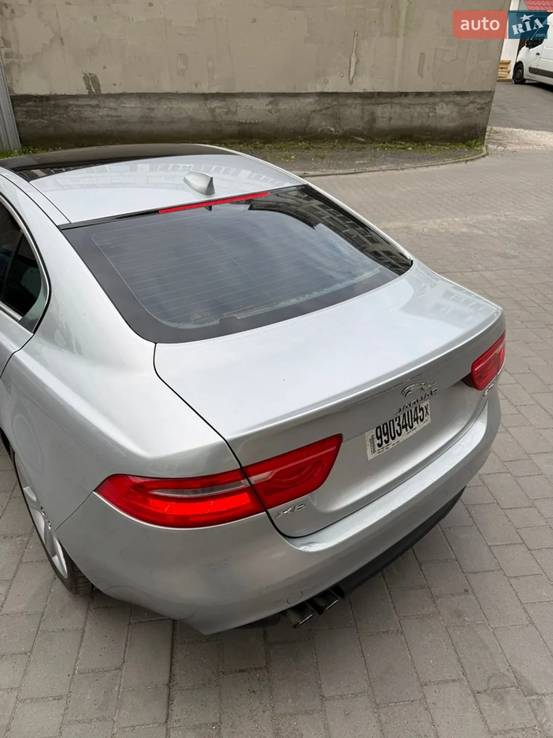 2016 Jaguar XE - мініатюра 7