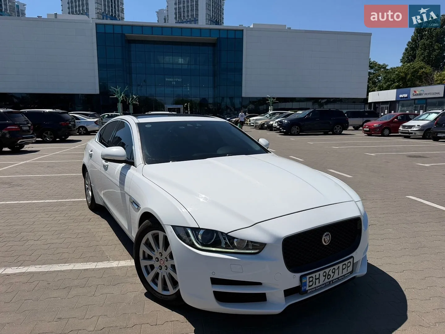 Jaguar XE 2016 VIN SAJAR4BG0HA950264 фото оголошення 10 з 20