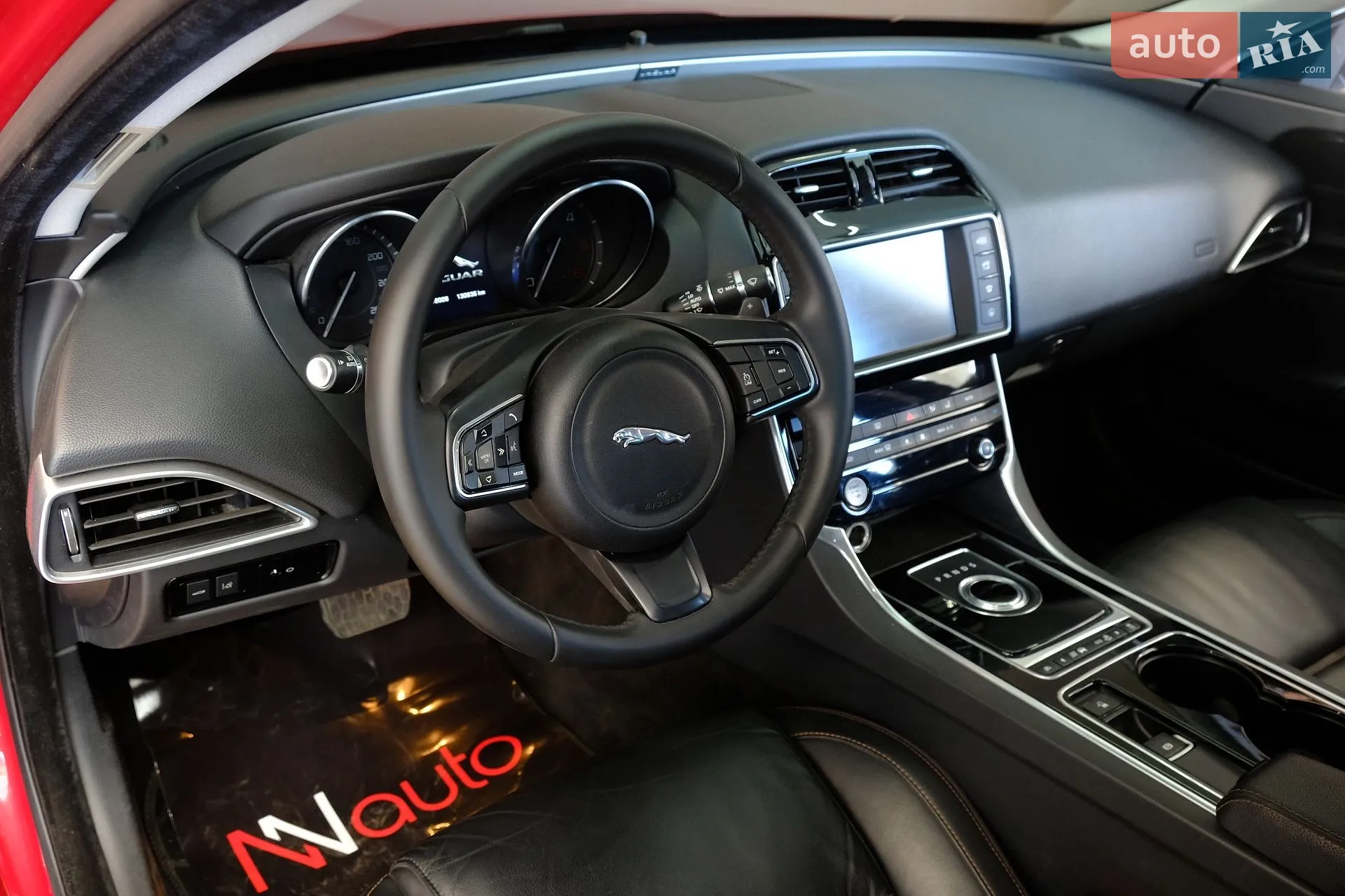 2015 Jaguar XE - мініатюра 24