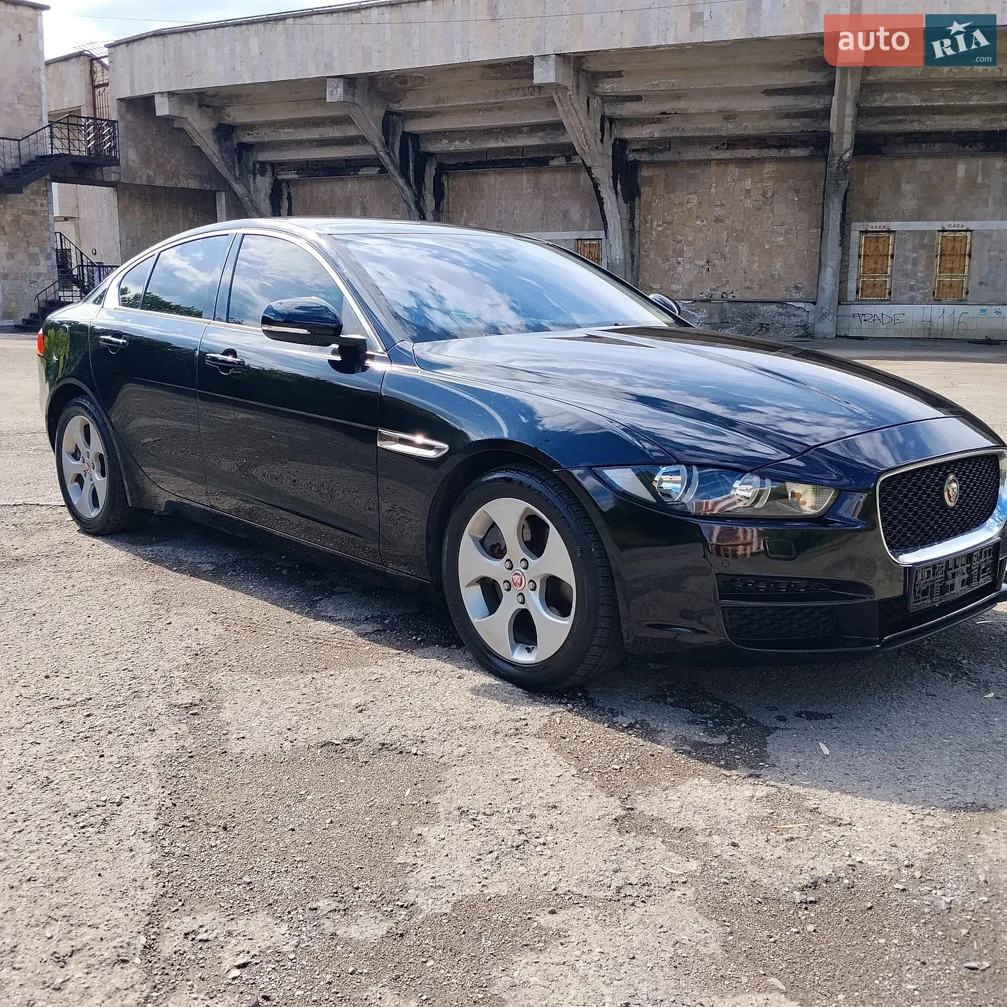 2017 Jaguar XE - мініатюра 6