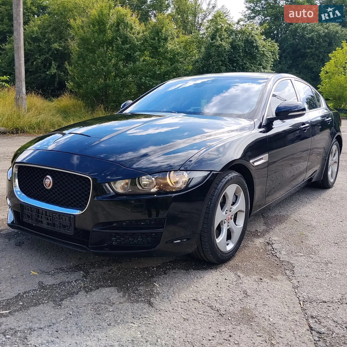 2017 Jaguar XE - мініатюра 9