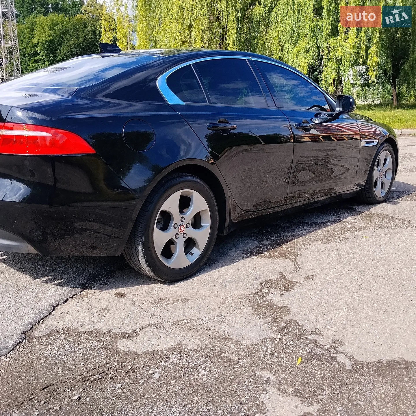 2017 Jaguar XE - мініатюра 15