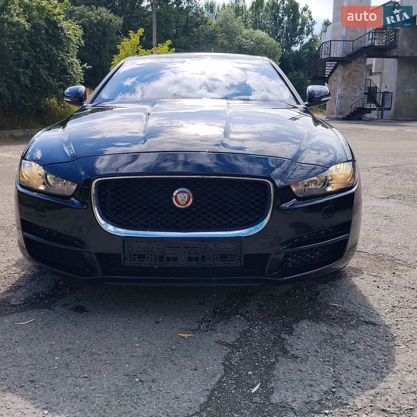 2017 Jaguar XE - мініатюра 18