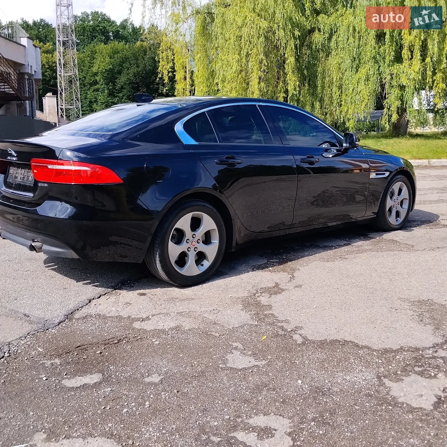 2017 Jaguar XE - мініатюра 19