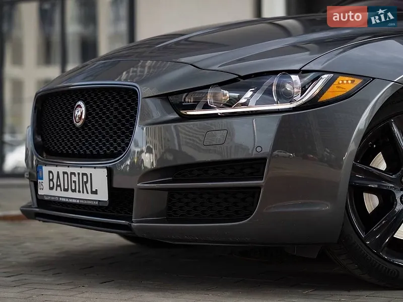 Jaguar XE 2016