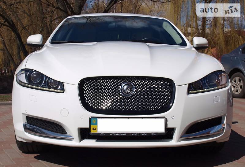 Седан Jaguar XF 2013 в Хмельницком