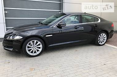 Седан Jaguar XF 2014 в Чернигове