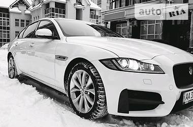 Седан Jaguar XF 2017 в Киеве