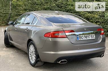 Седан Jaguar XF 2008 в Тернополе