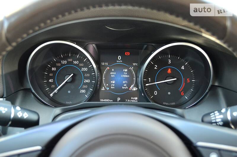 Седан Jaguar XF 2016 в Одесі