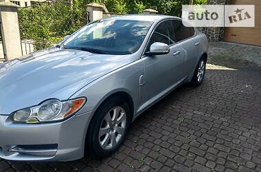 Седан Jaguar XF 2008 в Сваляве