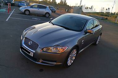 Седан Jaguar XF 2008 в Мариуполе