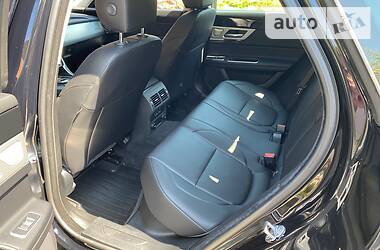 Седан Jaguar XF 2016 в 