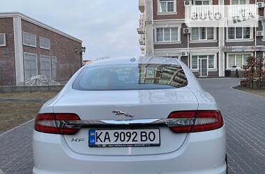 Седан Jaguar XF 2012 в Киеве