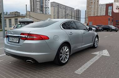 Седан Jaguar XF 2013 в Киеве