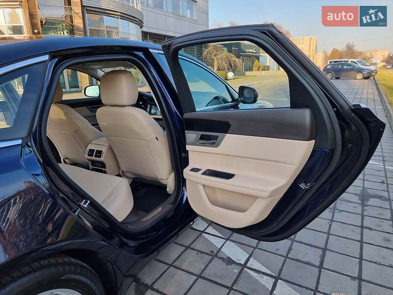 Седан Jaguar XF 2019 в Черкассах фото 12 Седан Jaguar XF 2019 в Черкассах