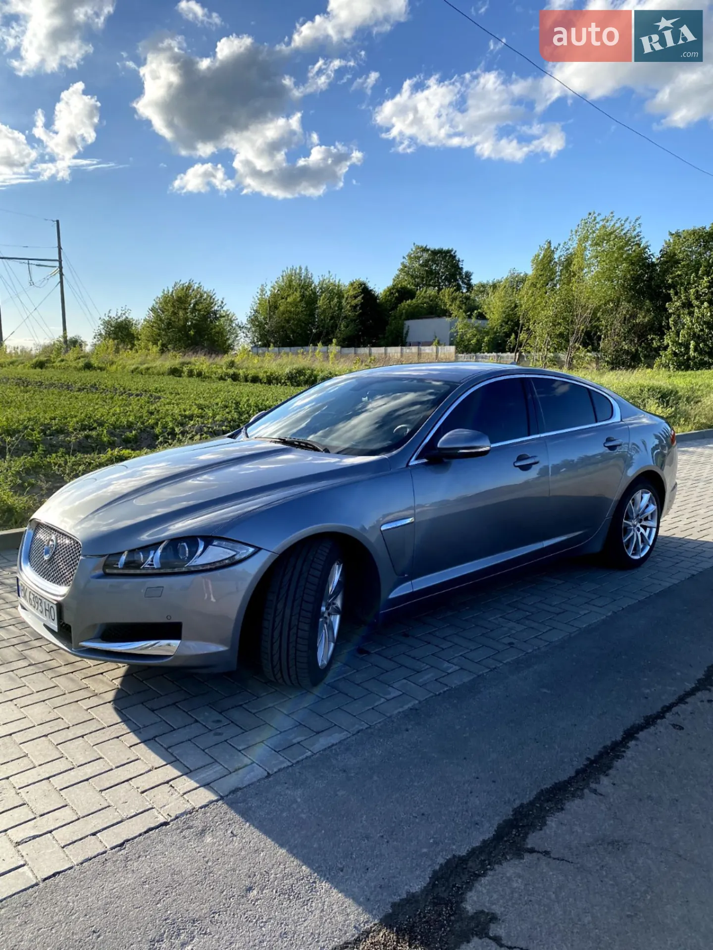2013 Jaguar XF - мініатюра 2