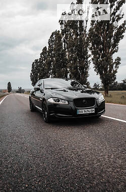 Седан Jaguar XF 2013 в Кропивницком