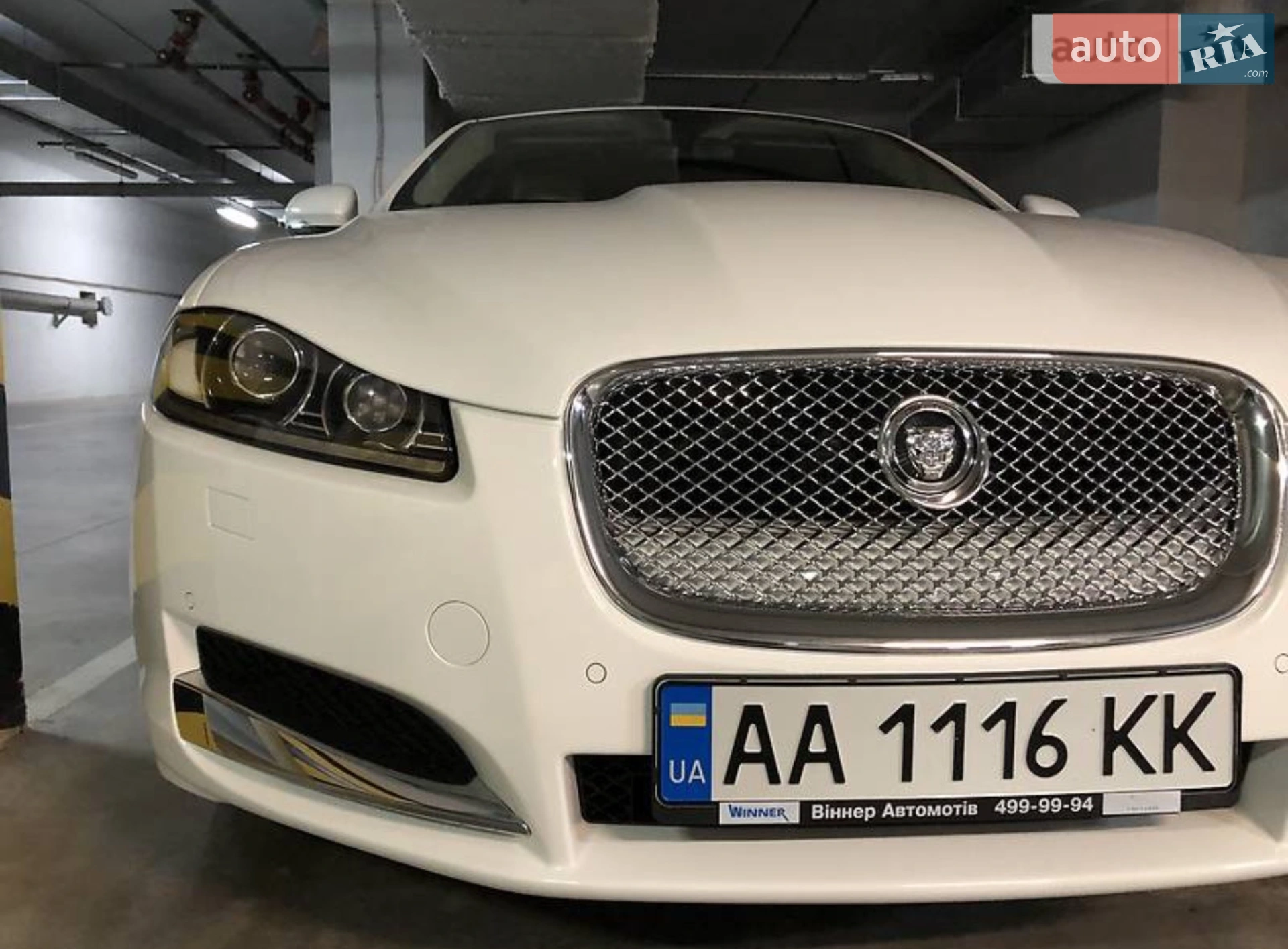 2012 Jaguar XF - мініатюра 2