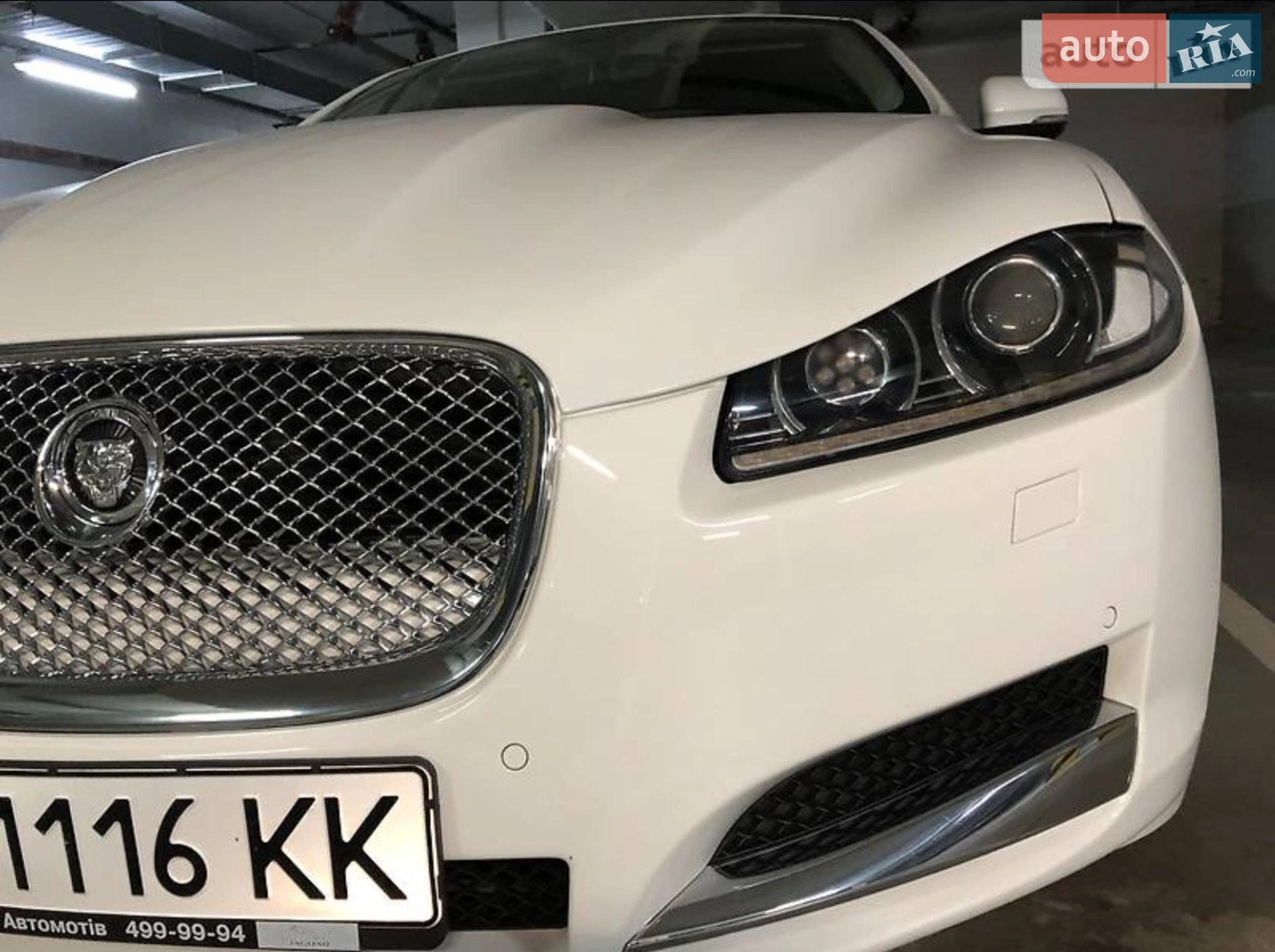 2012 Jaguar XF - мініатюра 3