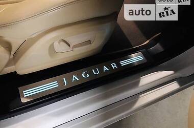Седан Jaguar XF 2012 в Києві